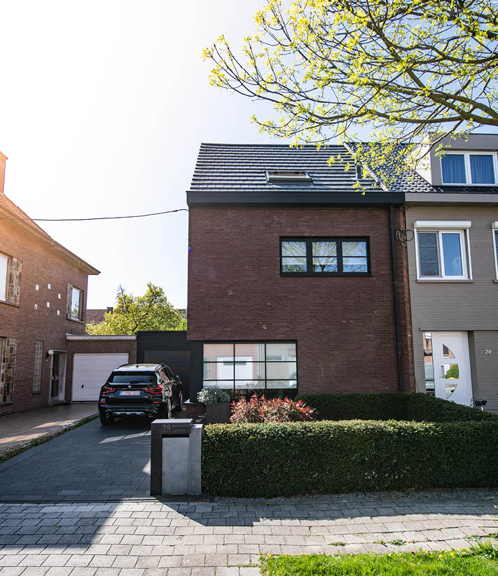 Blauwbroederstraat 28